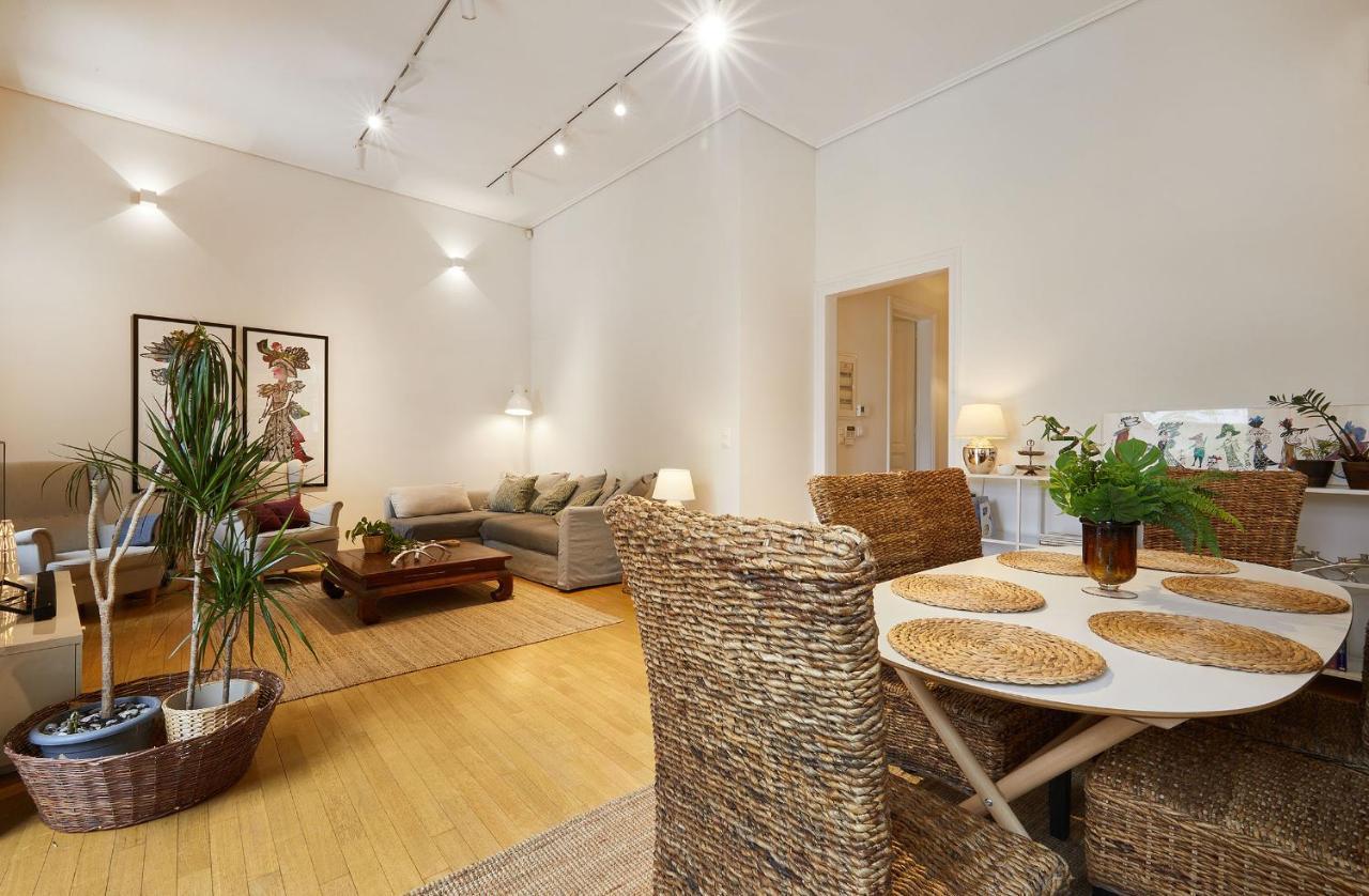 Chloe Boutique Apartments Plaka アテネ エクステリア 写真